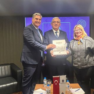 “Türkiye–Çin ilişkilerinde yeni dönemin yolu İzmir’den geçiyor”