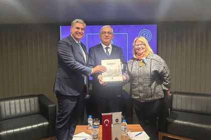 'Türkiye–Çin ilişkilerinde yeni dönemin yolu İzmir’den geçiyor'