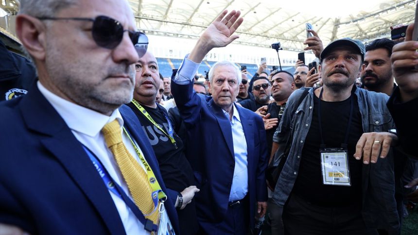 Aziz Yıldırım yeniden Fenerbahçe Başkanı
