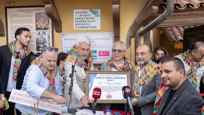 Eskişehir'de Niyazi Çapa Kültür Merkezi açıldı