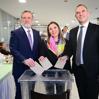 UTİB’de bayrağı İhsan İpeker devraldı