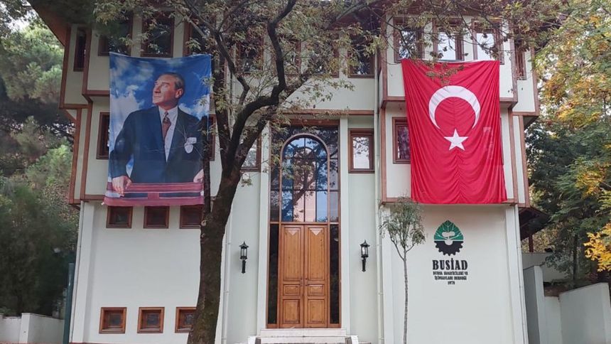 BUSİAD Doğan Ersöz ve Başarı Ödülleri sahiplerini buldu