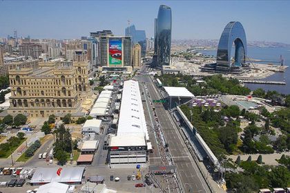 Nobel ödülleri Bakü'de verilsin