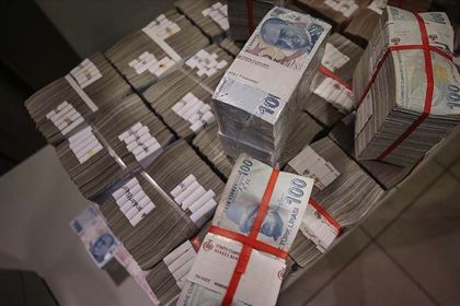 Ya borçlanma stratejisi hatalı ya da enflasyonun düşeceğine inanılmıyor
