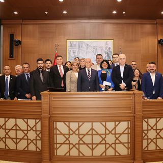 Bozbey: 13 milyar dolarlık ithalatın 10 milyarını Bursa’ya çekebiliriz