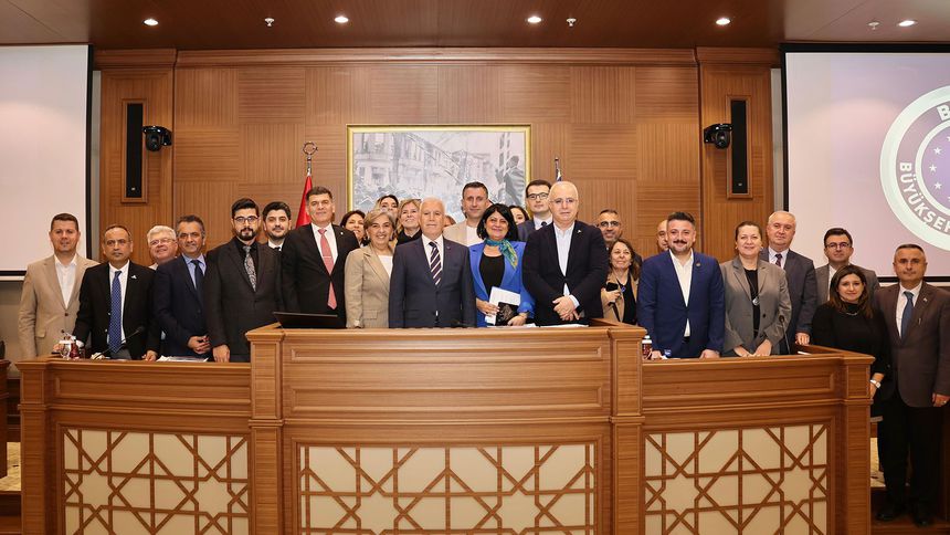 Bozbey: 13 milyar dolarlık ithalatın 10 milyarını Bursa’ya çekebiliriz