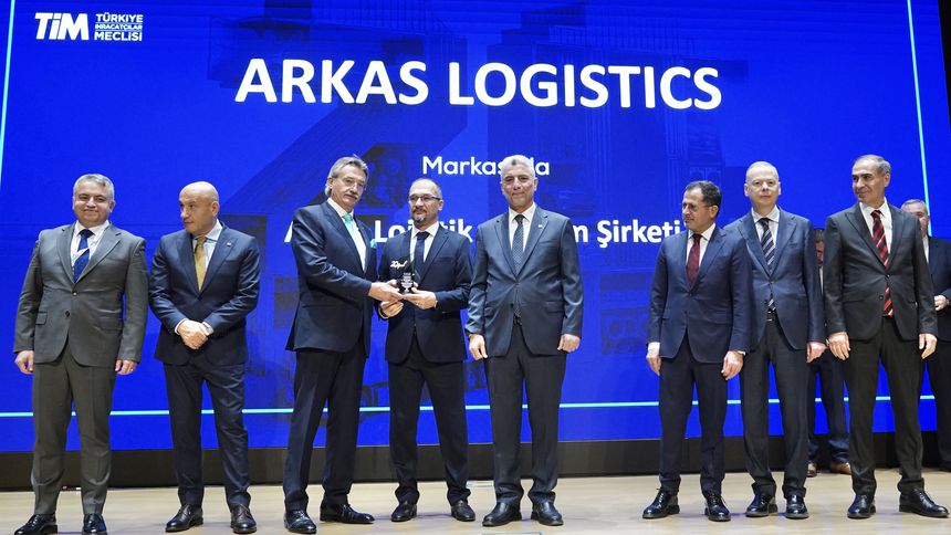 Arkas Lojistik TURQUALITY Hizmet İhracatı ödülü aldı