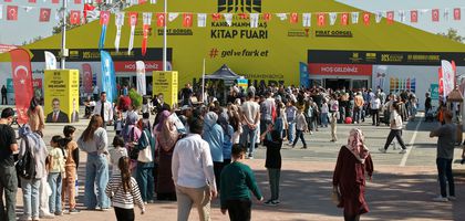 Uluslararası Kahramanmaraş Kitap Fuarı'nın ziyaretçi sayısı 400 bini aştı