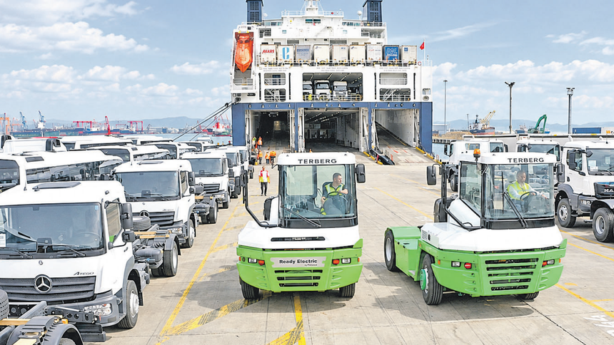 Limanlarda elektrikli dönüşümün yeni formülü: Aynı araç, yeni güç sistemi Limanlarda elektrikli dönüşümün yeni formülü: Aynı araç, yeni güç sistemi