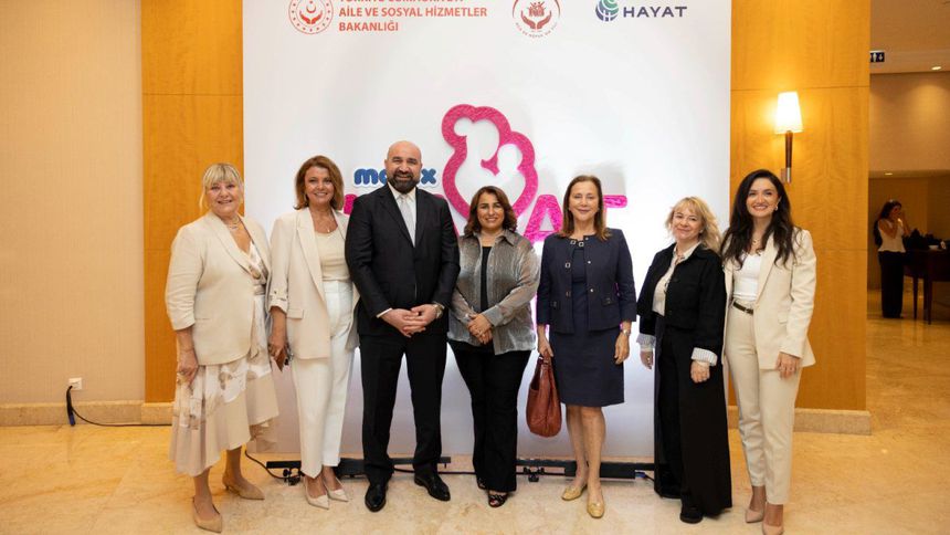 4 yılda 195 bin ebeveyne eğitim veren Hayat Bağım bu yıl 10 bin aileye ulaşacak 4 yılda 195 bin ebeveyne eğitim veren Hayat Bağım bu yıl 10 bin aileye ulaşacak