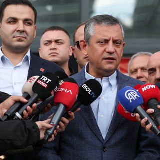 Özgür Özel: Meşruiyet milletten alınır, Trump’tan alınmaz