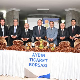 Aydın’da yılın ilk kestanesi borsaya geldi