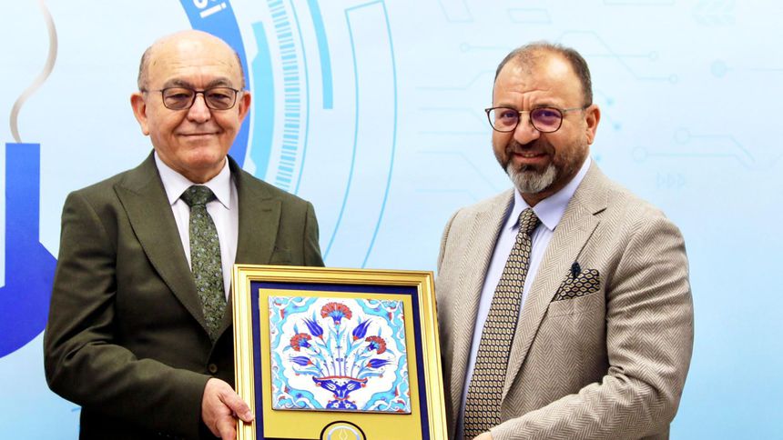 Kütahya OSB Başkan Vekili Emin Yüce görevinden ayrıldı