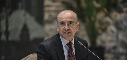 Bakan Şimşek: Finansal piyasalarda olumlu döngü güçlenirken, makro finansal istikrar pekişiyor