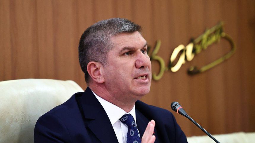 Burdur'da üniversite öğrencilerine ulaşım desteği