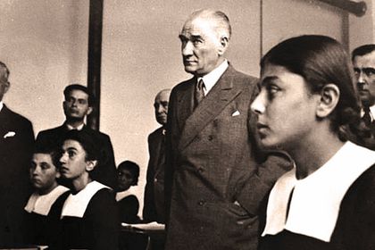 Çocukluk, en eski gelecek: Bugünün çocukları ne kadar 'kurucu', ne kadar 'tüketici'?