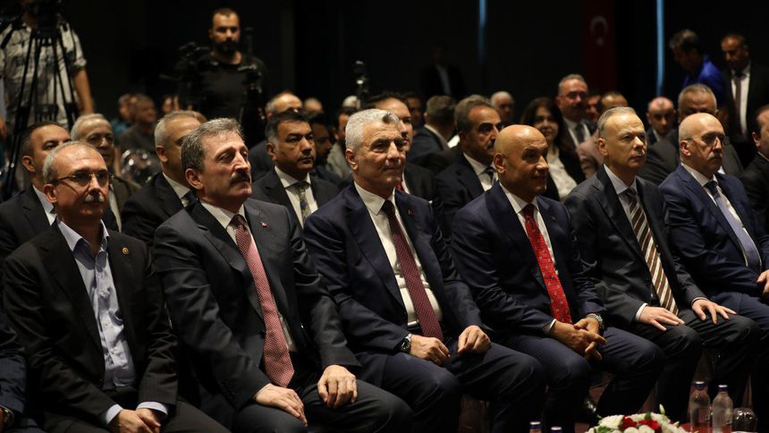 Bakan Bolat: Tarihimizin en yüksek aylık mal ihracat rekorunu temmuzda kırdık
