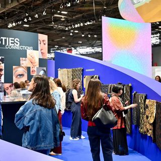 Bursalı tekstilcilerden Paris’te fuar çıkarması
