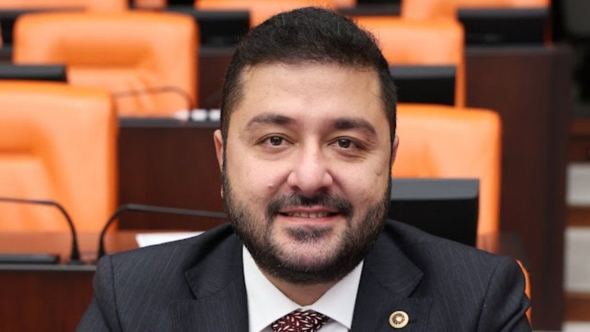 CHP'li Yazgan: Paradan para kazananın büyüdüğü, üretenin eridiği bir ülke olduk