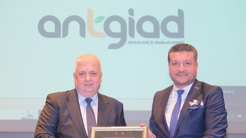 'Belirsizlikten korkmak yerine belirsizliğe hazırlanmak zorundayız'