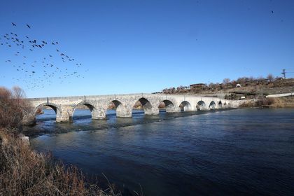 4 ilin turizm projelerine 100 milyon lira