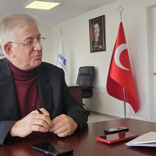 EGEPLASDER Başkanı Şener Gençer: “Türk plastik sektörü üretim yapamaz noktaya sürükleniyor”