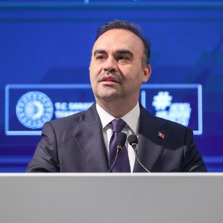 Bakan Kacır: Türkiye Sosyal Kapsayıcı Yeşil Geçiş Projesi'ni hayata geçiriyoruz