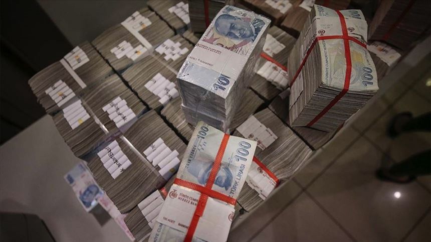 Yabancı, gecelik faiz kağıdına koştuc