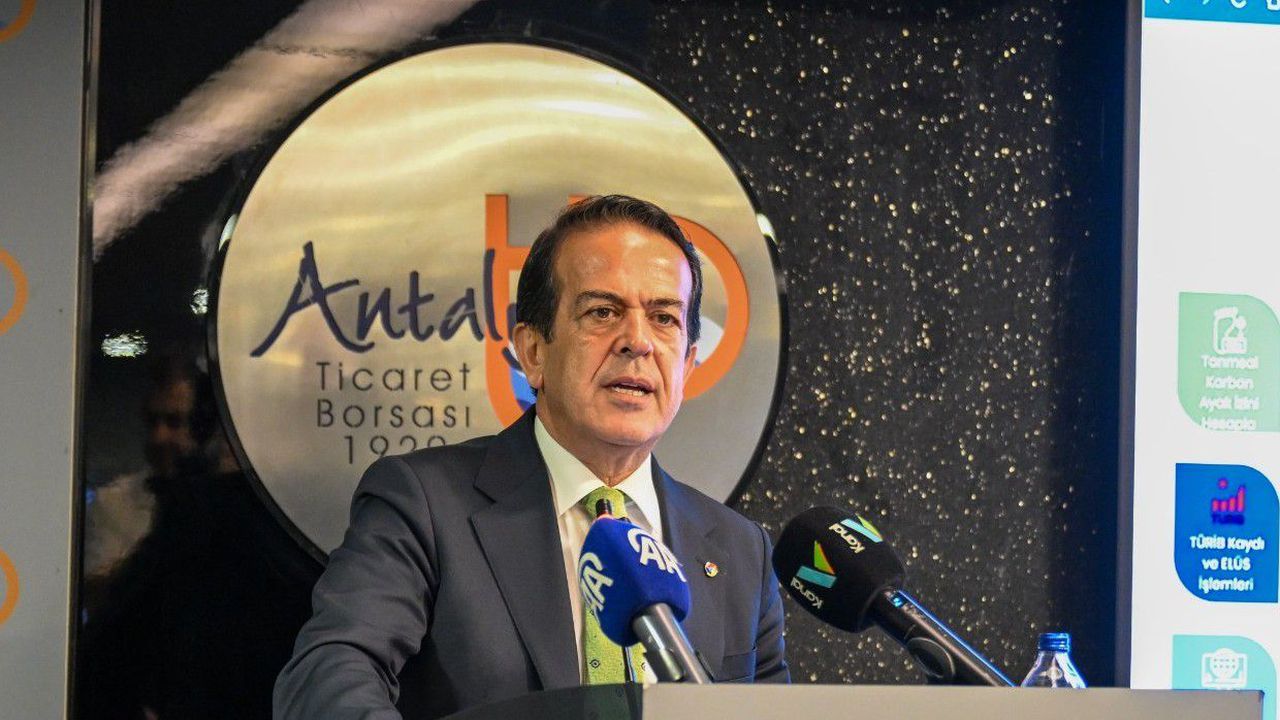 'Antalya kur ve enflasyon kıskacında'
