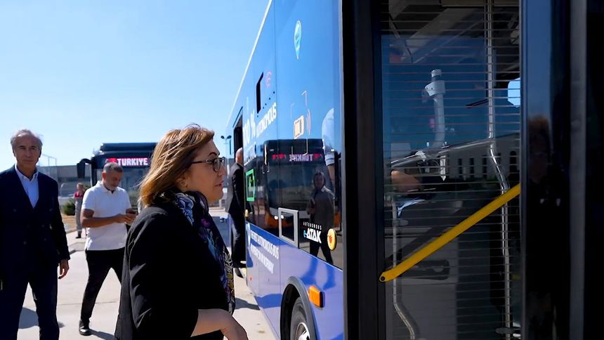 Gaziantep Büyükşehir, toplu taşımada elektrikli otobüs dönemine başlıyor