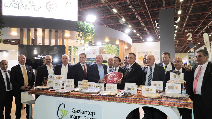 Gaziantep'in 109 coğrafi işaretli ürünü YÖREX'te sergileniyor