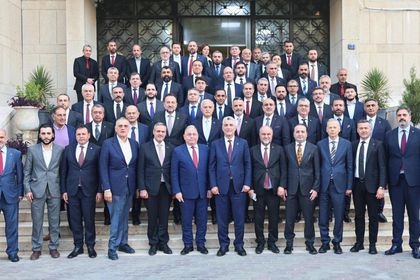 Bakan Bolat Suriye'de: Güçlü ekonomiye sahip olması için ortak çalışmaya hazırız
