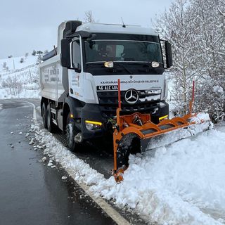 Kahramanmaraş'ta karla mücadele sürüyor