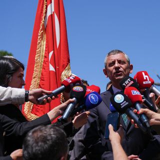Özgür Özel'den 'PKK' açıklaması: Muhatabı ben değilim