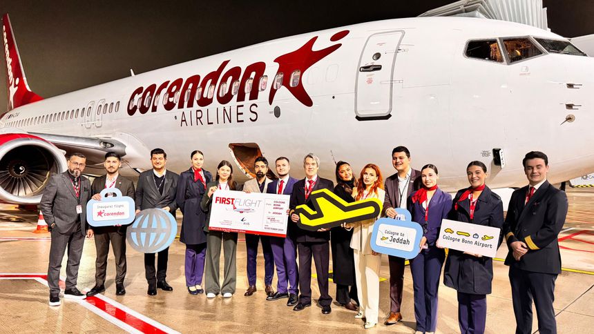 Corendon, Avrupa’dan umre yolculuğuna başladı
