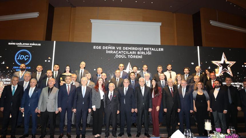 Demir ve demir dışı metaller sektöründe ihracat şampiyonları ödüllendirildi