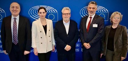 TÜSİAD heyetinden Brüksel temasları