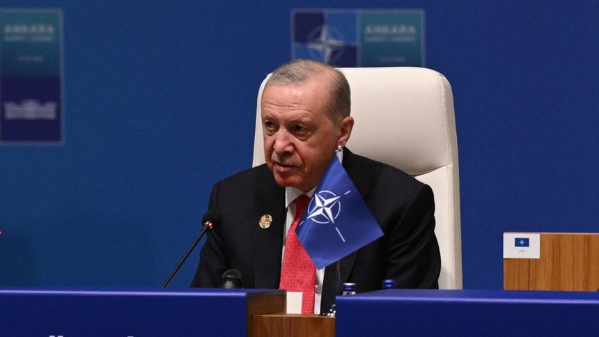 Erdoğan NATO Zirvesi'nde konuştu: Müttefikler arasındaki kısıtlamalar kaldırılmalı