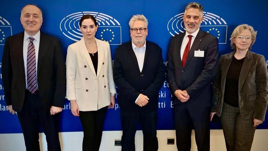 TÜSİAD heyetinden Brüksel temasları