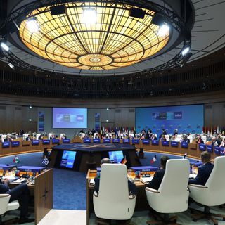 NATO Zirvesi sonuç bildirisi yayınlandı: 50 milyar dolardan fazla yeni tedarik anlaşması