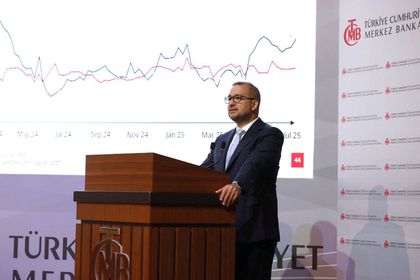 Enflasyonda tahmin ve ara hedef ayrımı geldi