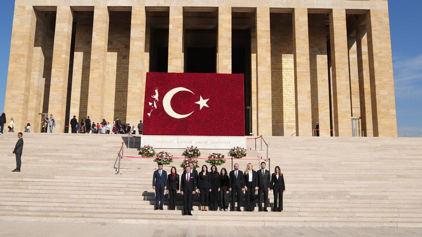 Antalyalı genç iş insanları Anıtkabir’i ziyaret etti