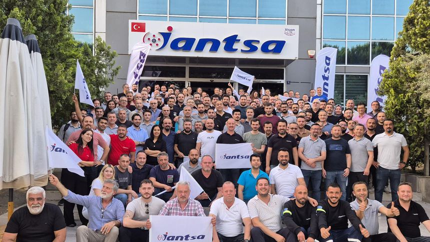 Jantsa’da işçiler 'greve hayır' dedi