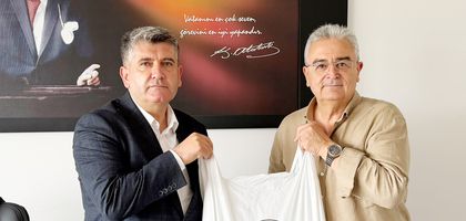 Burdur Ticaret Borsası’ndan öğrencilere kırtasiye desteği