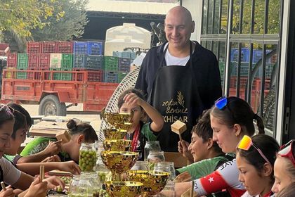 'Haydi Türkiye, Kalp Kırma Zeytin Kır'
