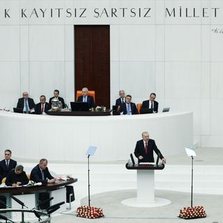 Erdoğan: Fon piyasasının belli bölümünde ortaya çıkan sorunun da üstesinden başarıyla geliyoruz