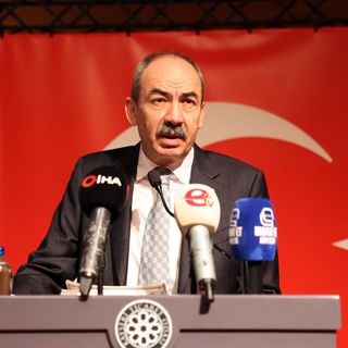 Kayseri Ticaret Odası YKB Ömer Gülsoy:  “Bazı firmalarda oluşan olumsuzluklar tüm piyasaya mal edilmemeli”