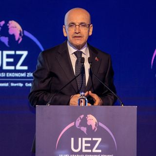 Şimşek: Savaş, programın süresini uzatır ama raydan çıkarmaz