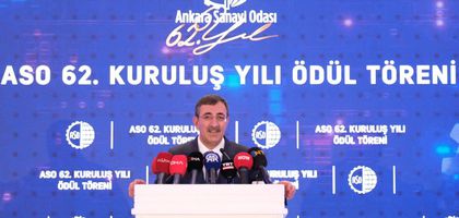 Yılmaz: İthalat değil yatırımla büyüme konusunda değişim yaşanıyor