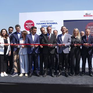 Özgür Özel: Bu sandığı tek adamlardan söke söke aldık, bir tek adama vermeyeceğiz